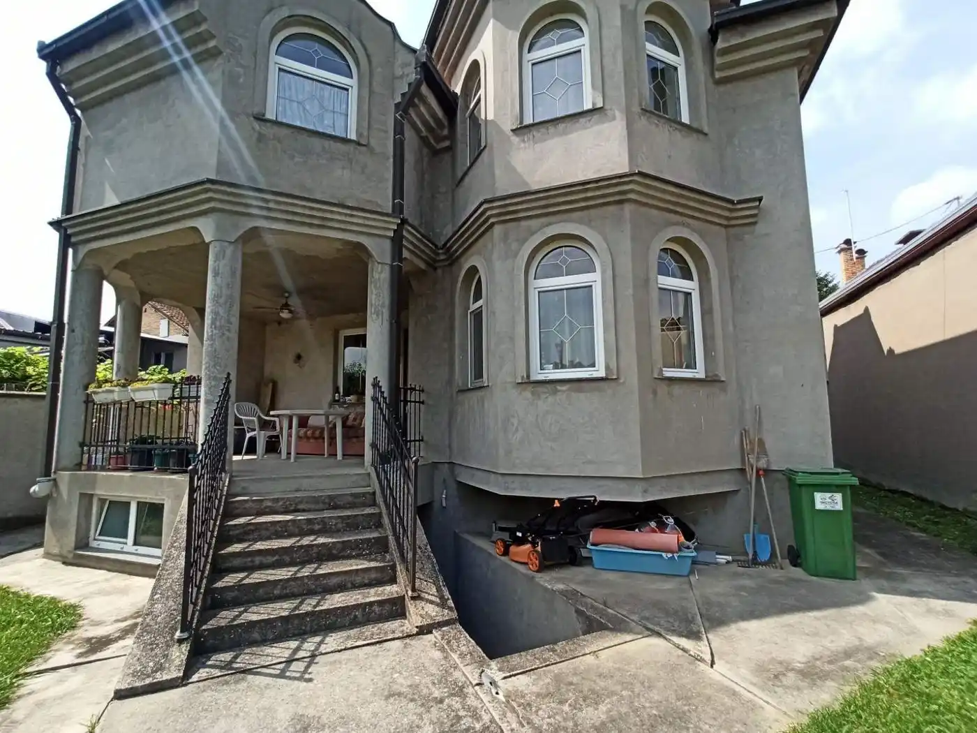 kuca na prodaju Futog 325m2 512330