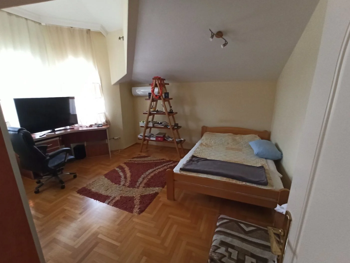 kuca na prodaju Futog 325m2 512330