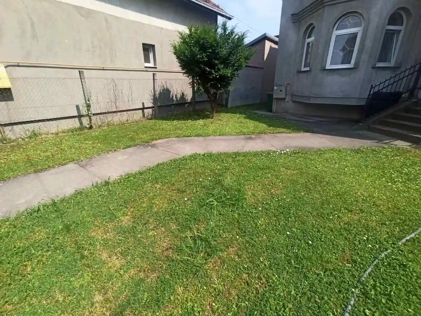 kuca na prodaju Futog 325m2 512330