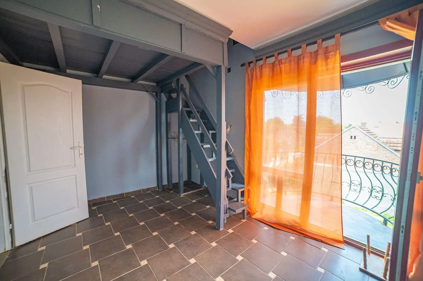 kuca na prodaju Novi Sad 310m2 512293