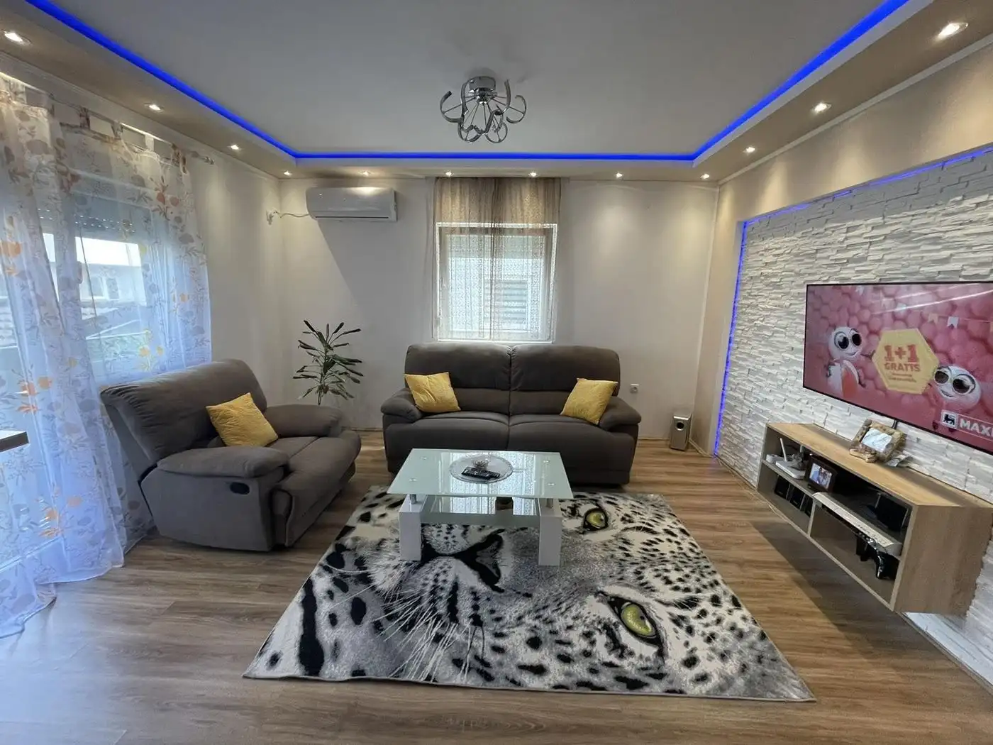 stan na prodaju Novi Sad, 76m2 513431