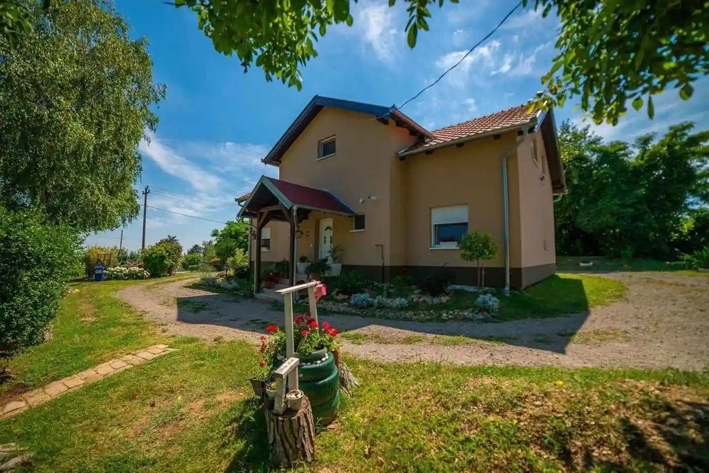 kuca na prodaju Sremski Karlovci, 150m2 513368