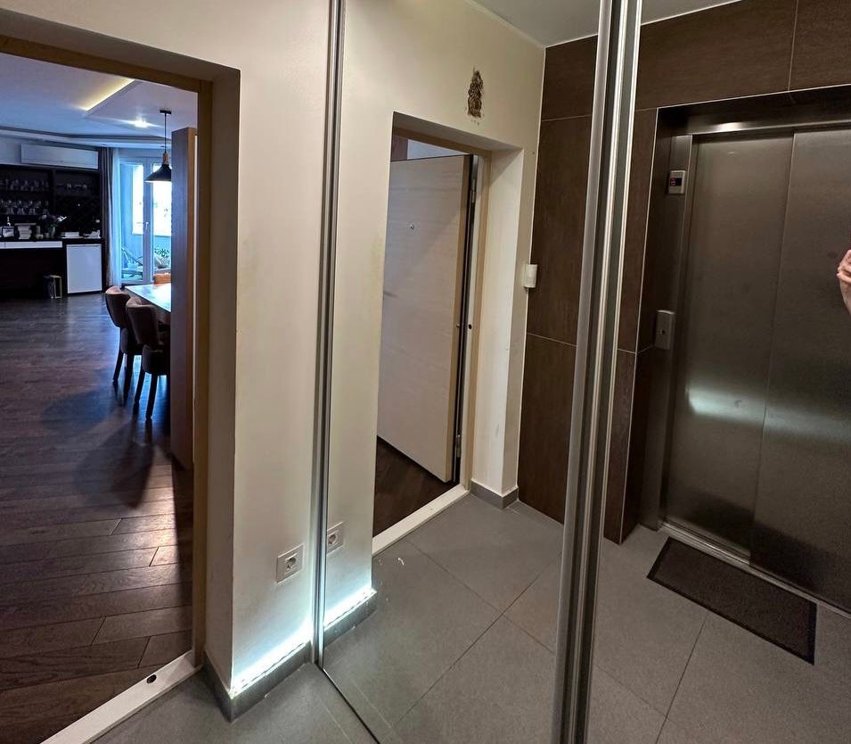 stan na prodaju Novi Sad 123m2 513973