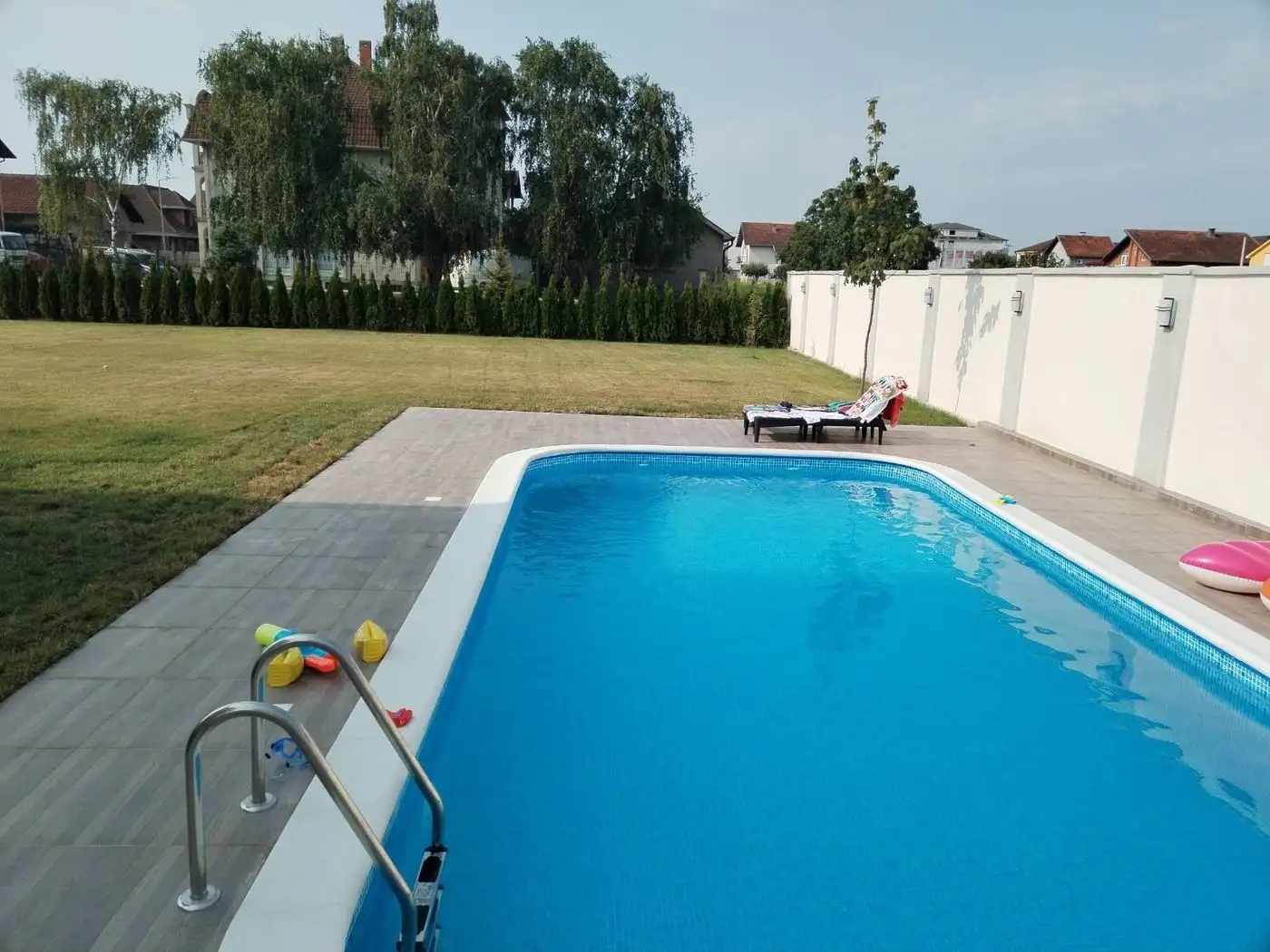 kuca na prodaju Novi Sad 300m2 514132