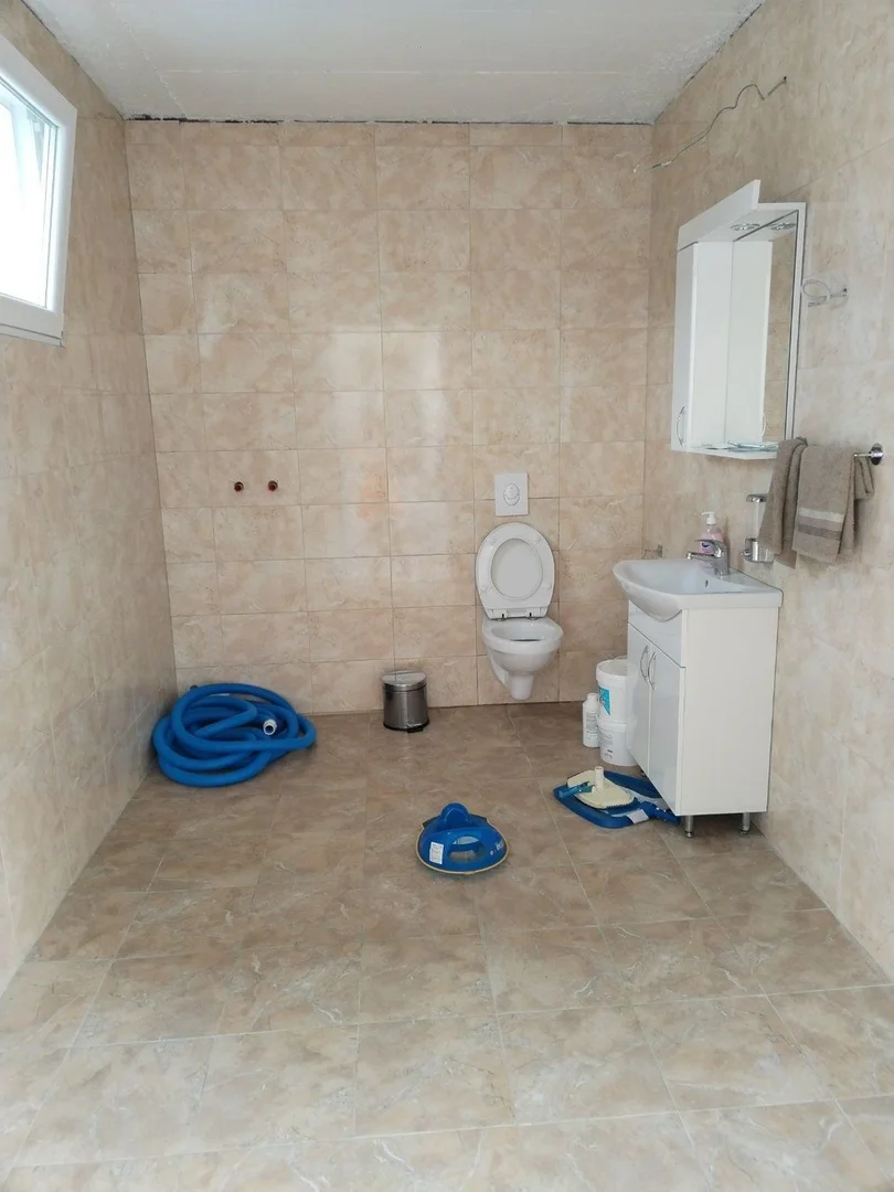 kuca na prodaju Novi Sad 300m2 514132