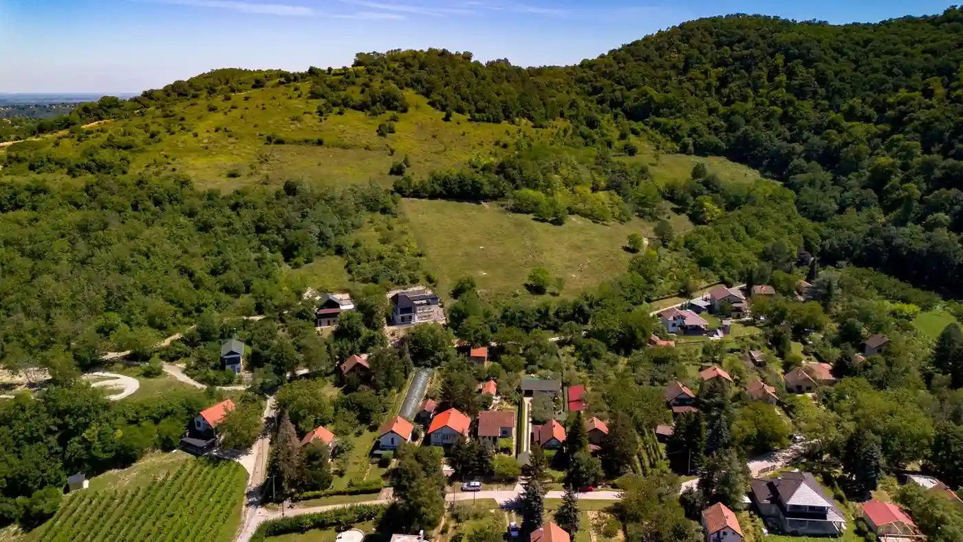 kuca na prodaju Ledinci 119m2 551094
