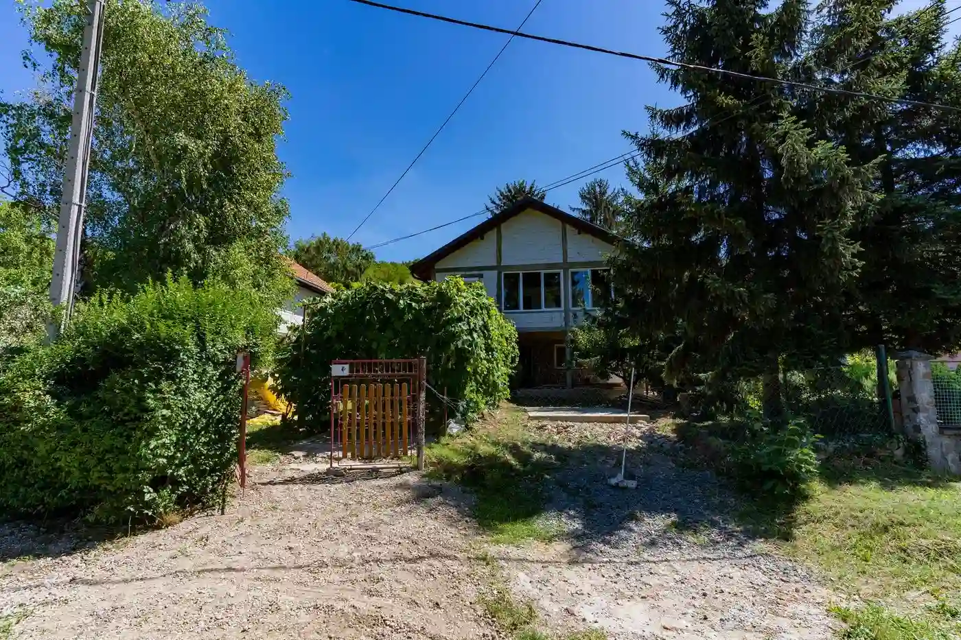 kuca na prodaju Ledinci 119m2 551094