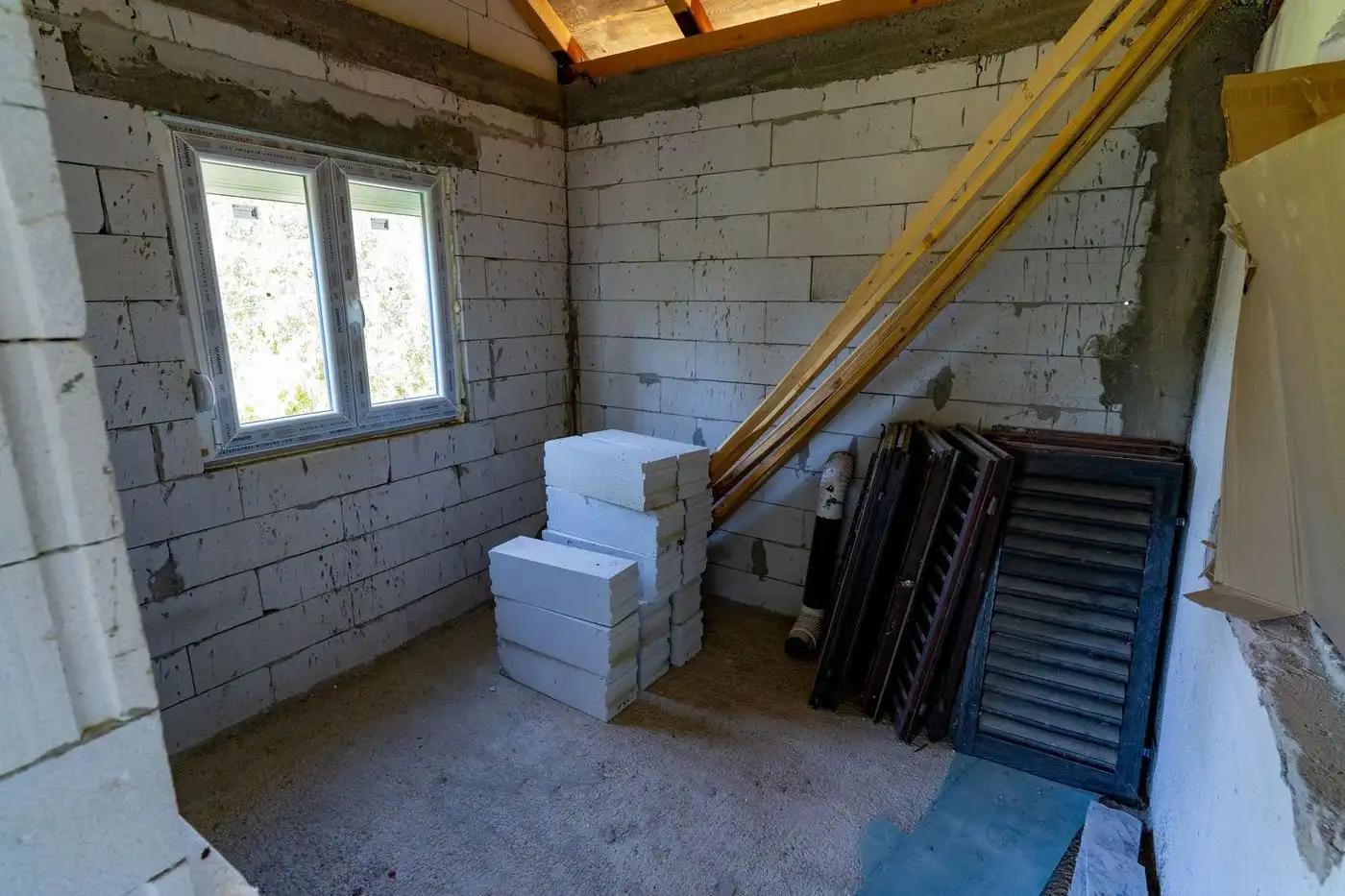 kuca na prodaju Ledinci 119m2 551094