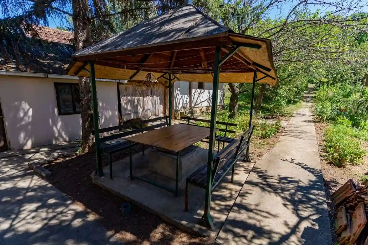 kuca na prodaju Ledinci 119m2 551094