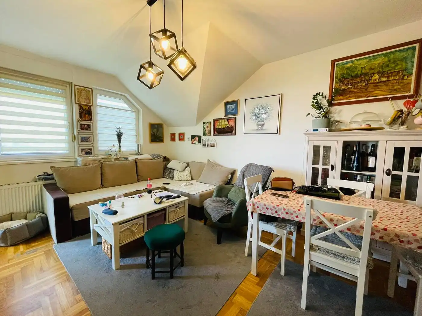 stan na prodaju Veternik, 64m2 515184