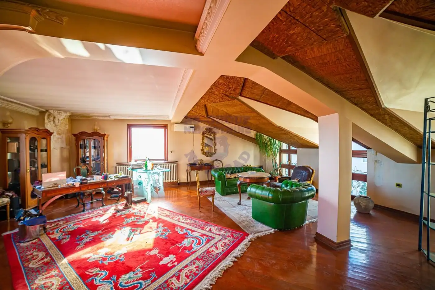 kuca na prodaju Petrovaradin, 650m2 515458