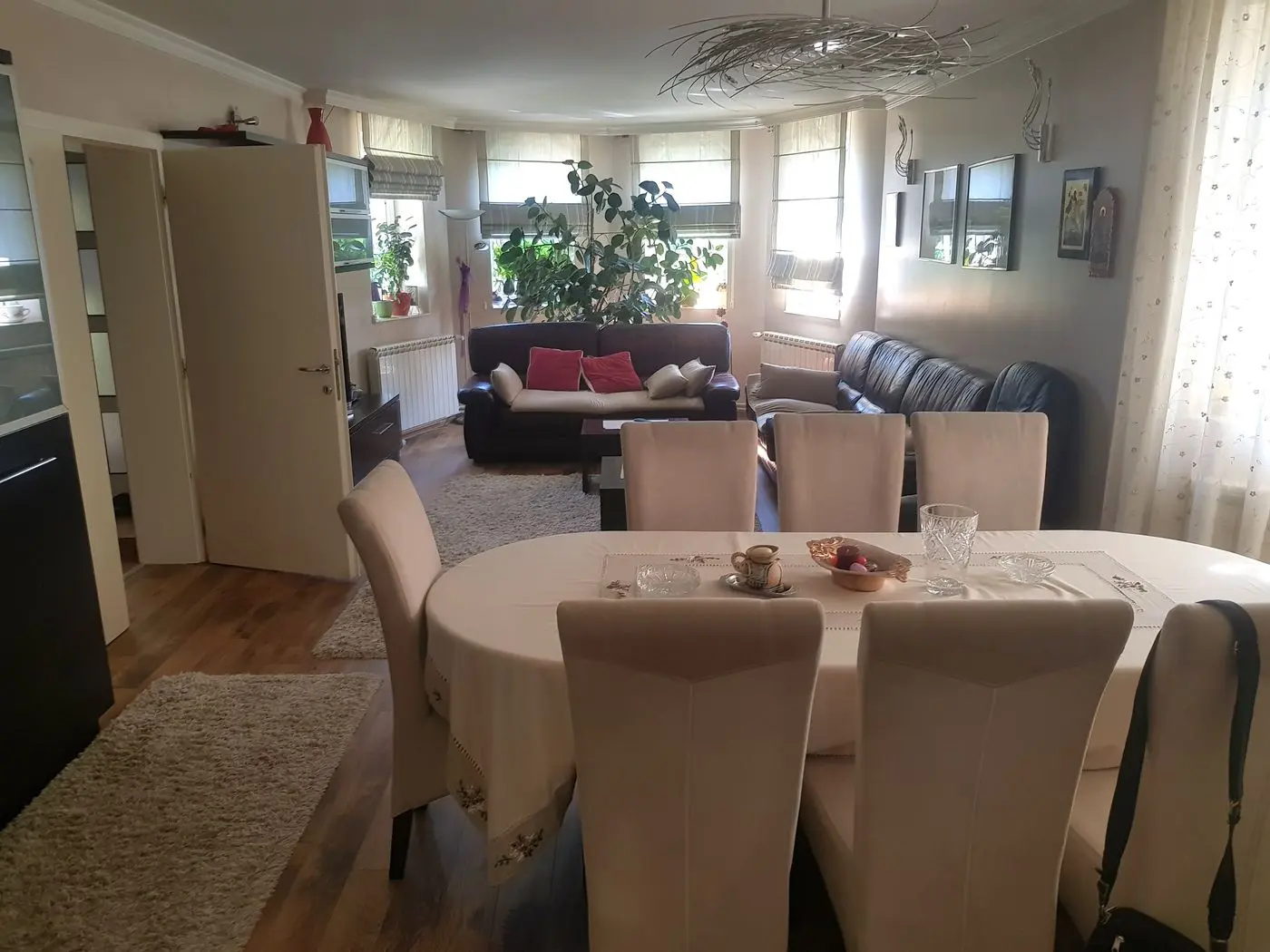 kuca na prodaju Veternik 320m2 516625