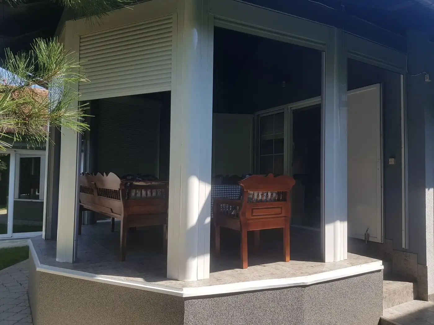kuca na prodaju Veternik 320m2 516625