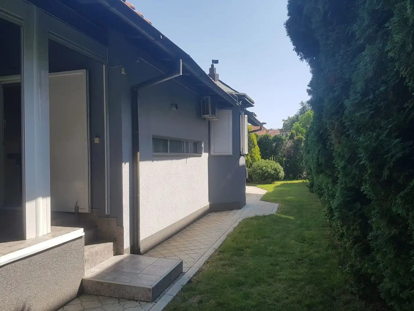 kuca na prodaju Veternik, 320m2 516625