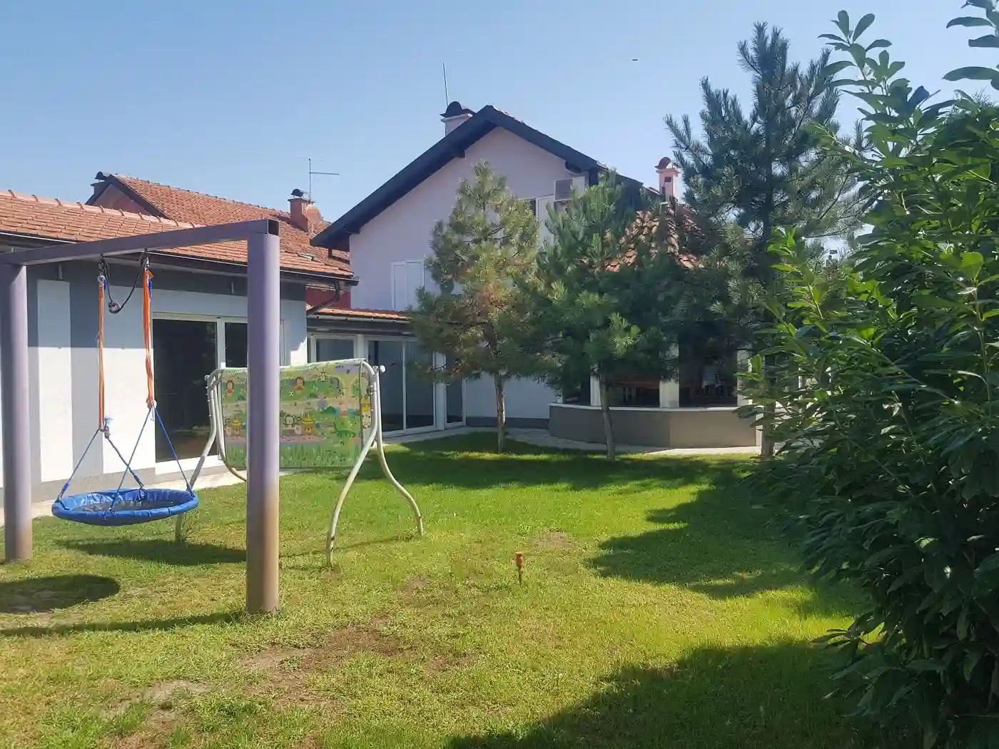 kuca na prodaju Veternik 320m2 516625