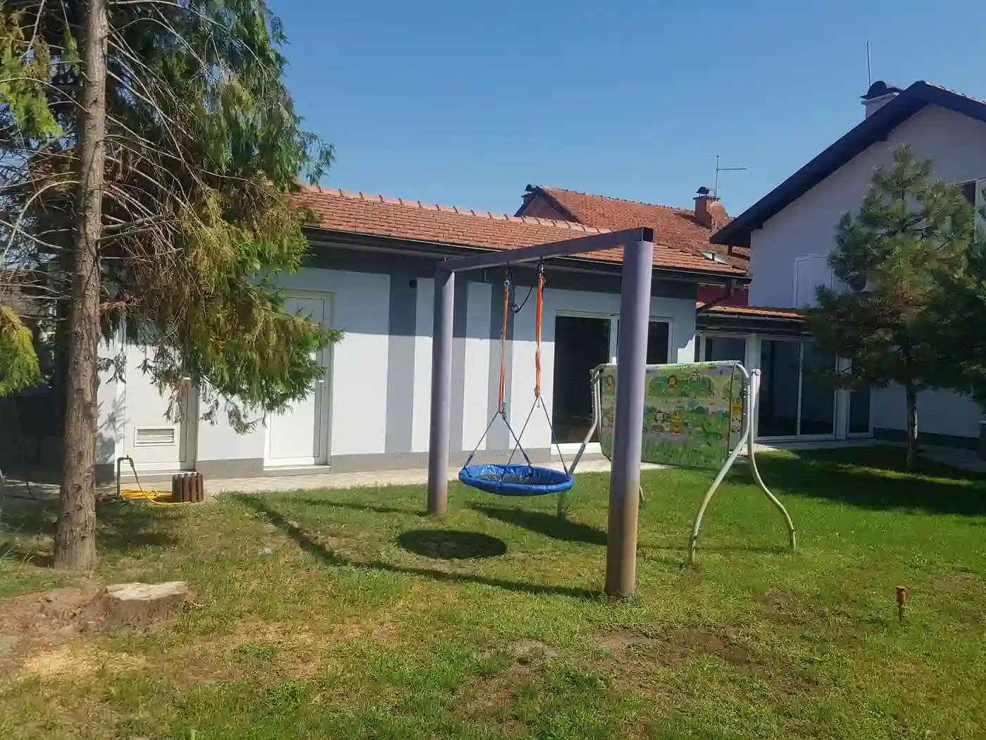 kuca na prodaju Veternik 320m2 516625