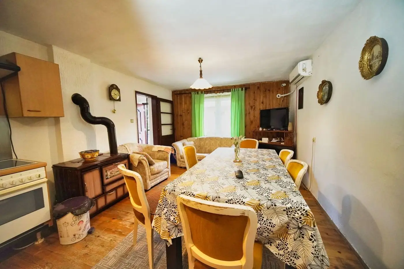 kuca na prodaju Čerević 146m2 514361