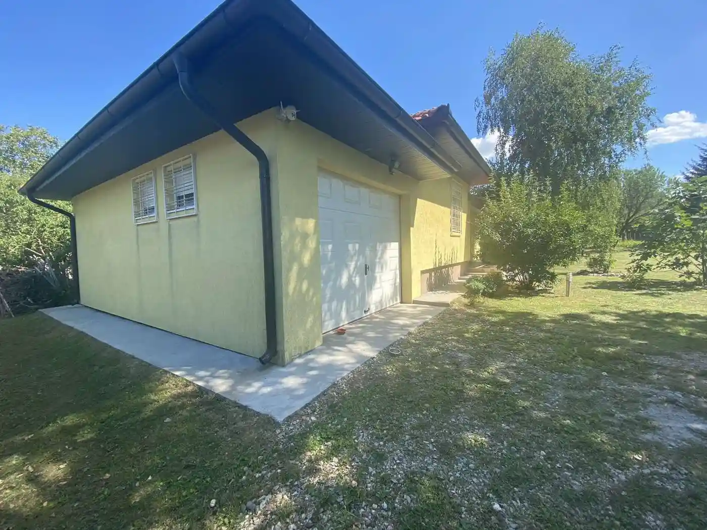 kuca na prodaju Čortanovci 144m2 516693