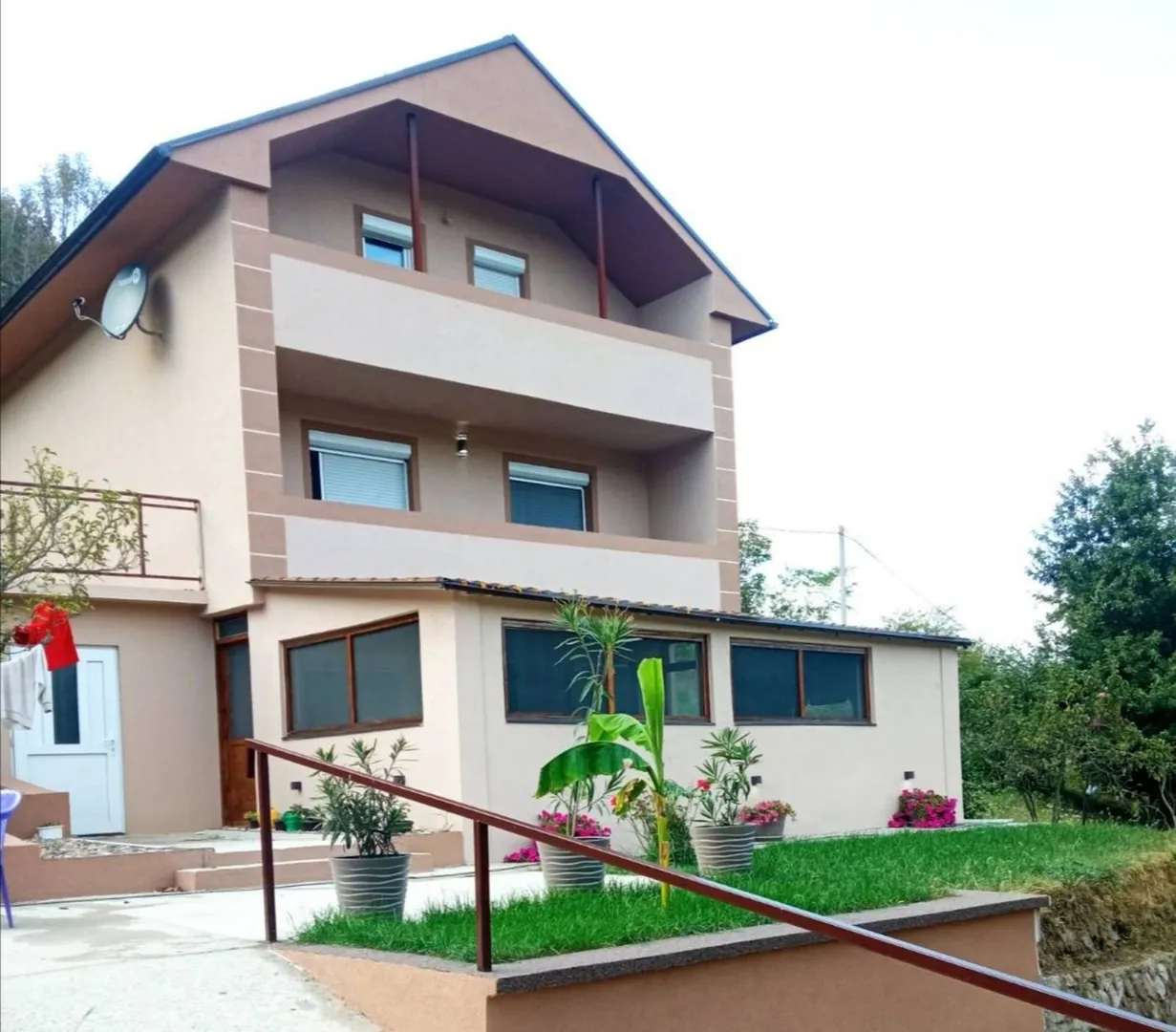 kuca na prodaju Čerević, 150m2 429751