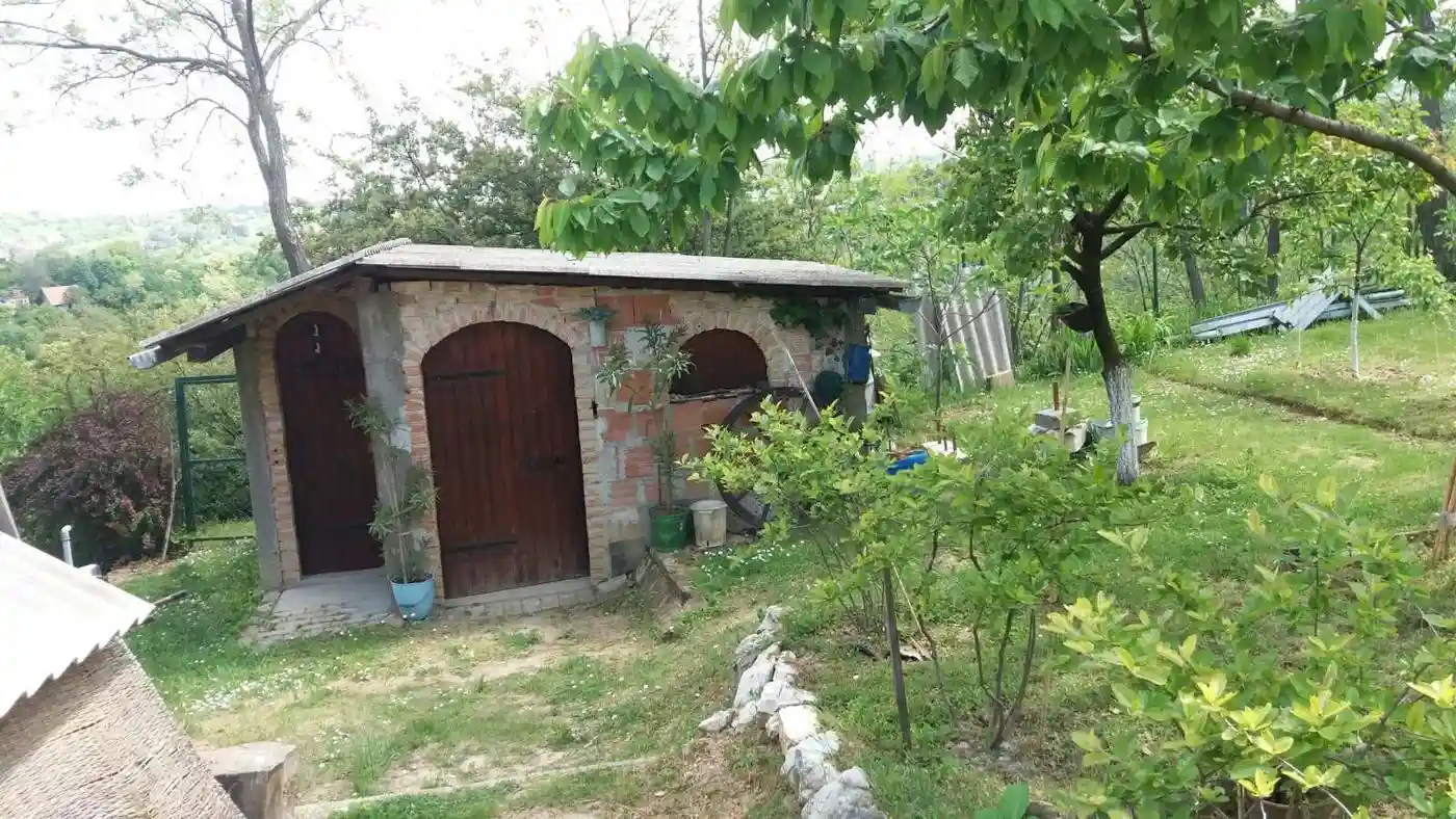 kuca na prodaju Sremska Kamenica 33m2 517171