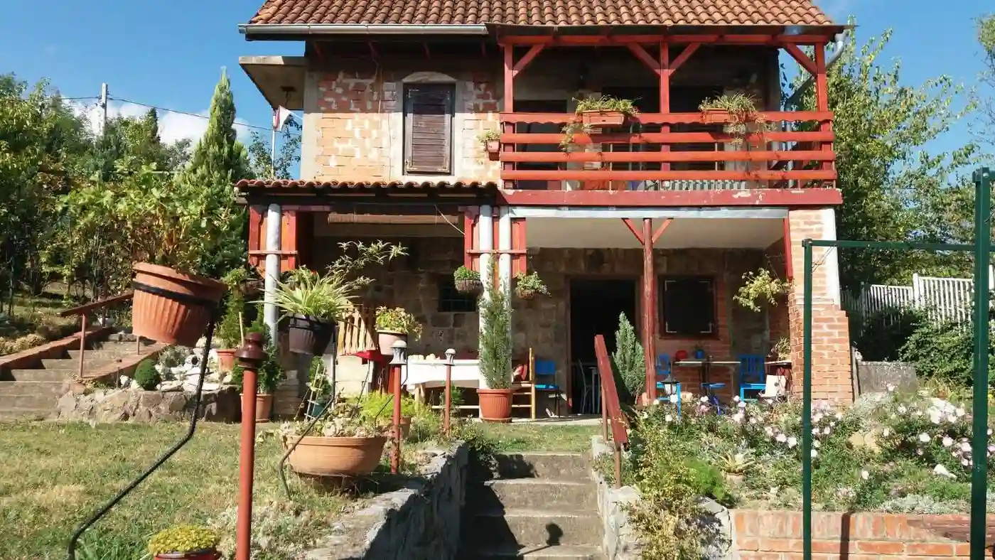 kuca na prodaju Sremska Kamenica, 33m2 517171