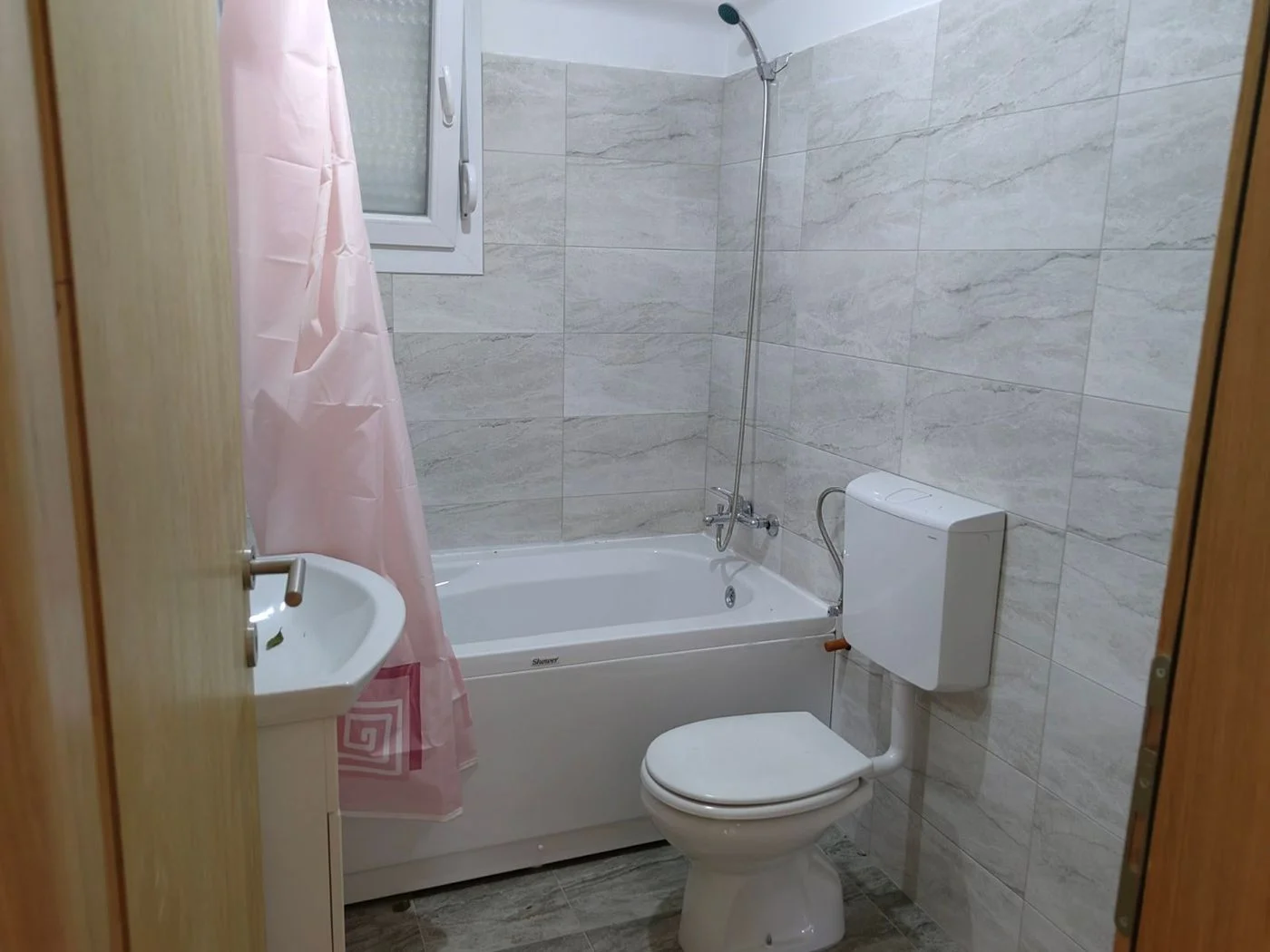 kuca na prodaju Vrdnik 220m2 517048