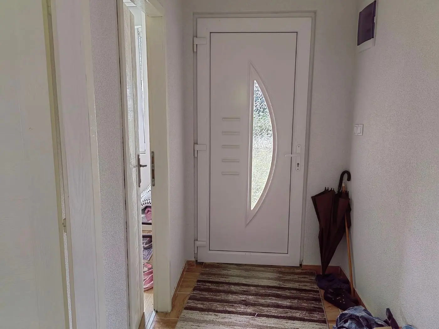kuca na prodaju Vrdnik 220m2 517048