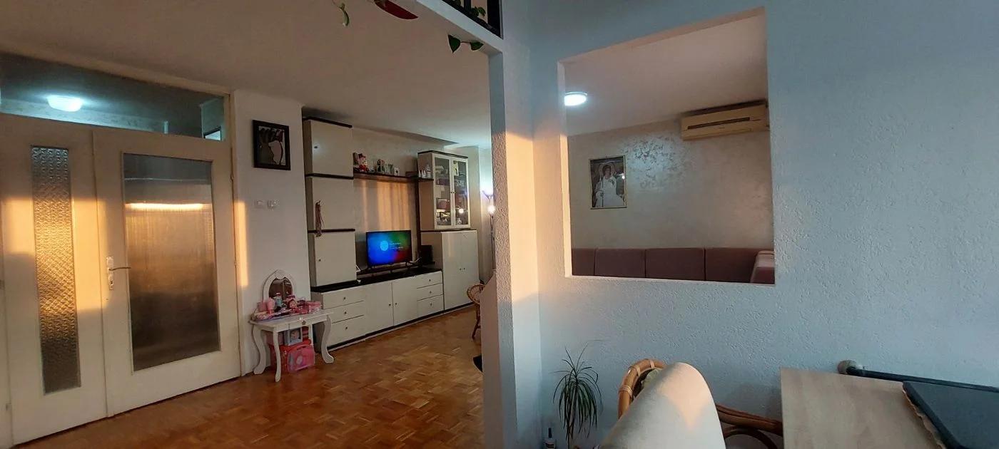 stan na prodaju Novi Sad 50m2 518374