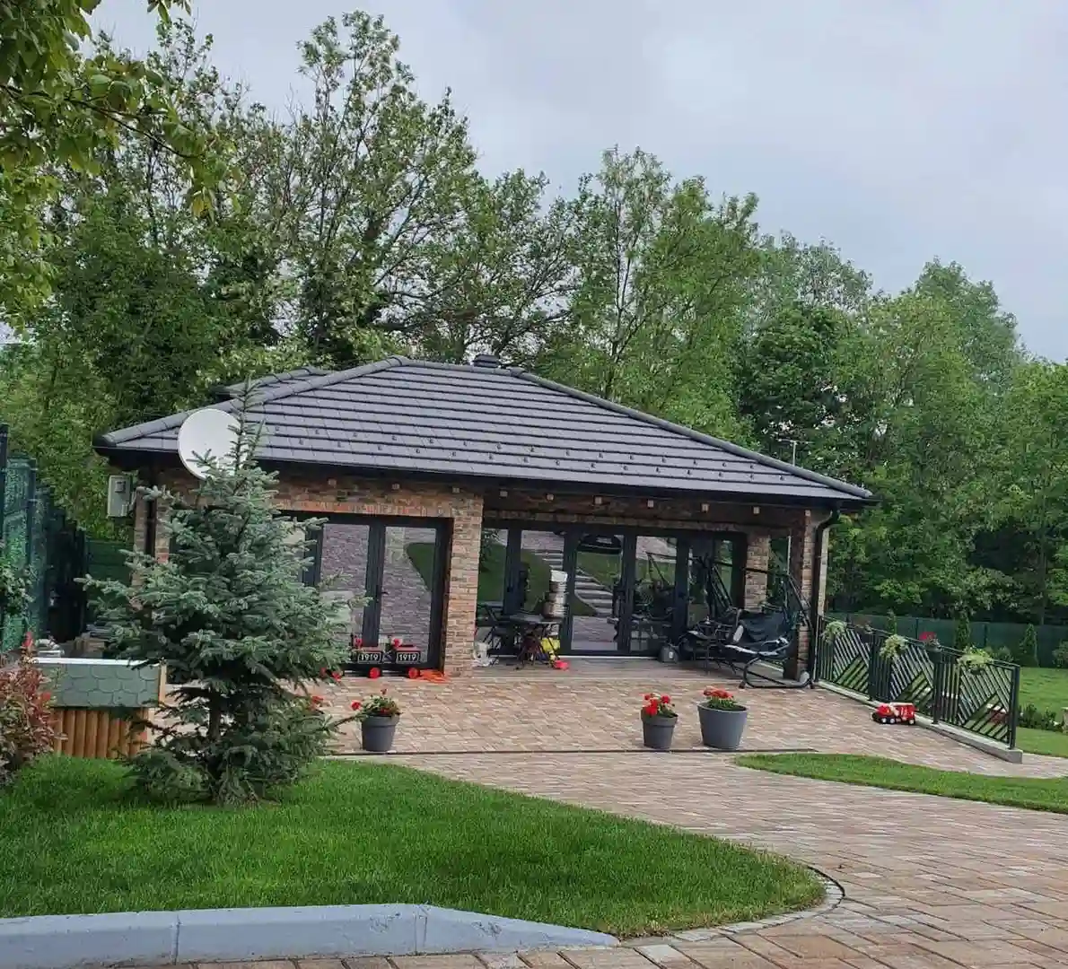 kuca na prodaju Sremska Kamenica 250m2 549723