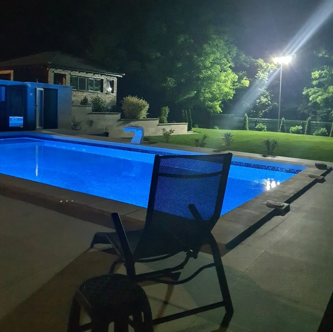 kuca na prodaju Sremska Kamenica 250m2 549723