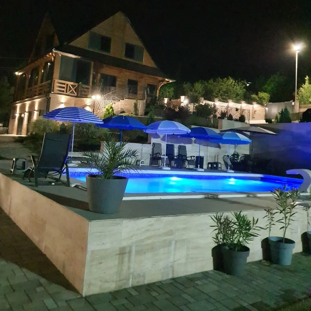 kuca na prodaju Sremska Kamenica 250m2 549723