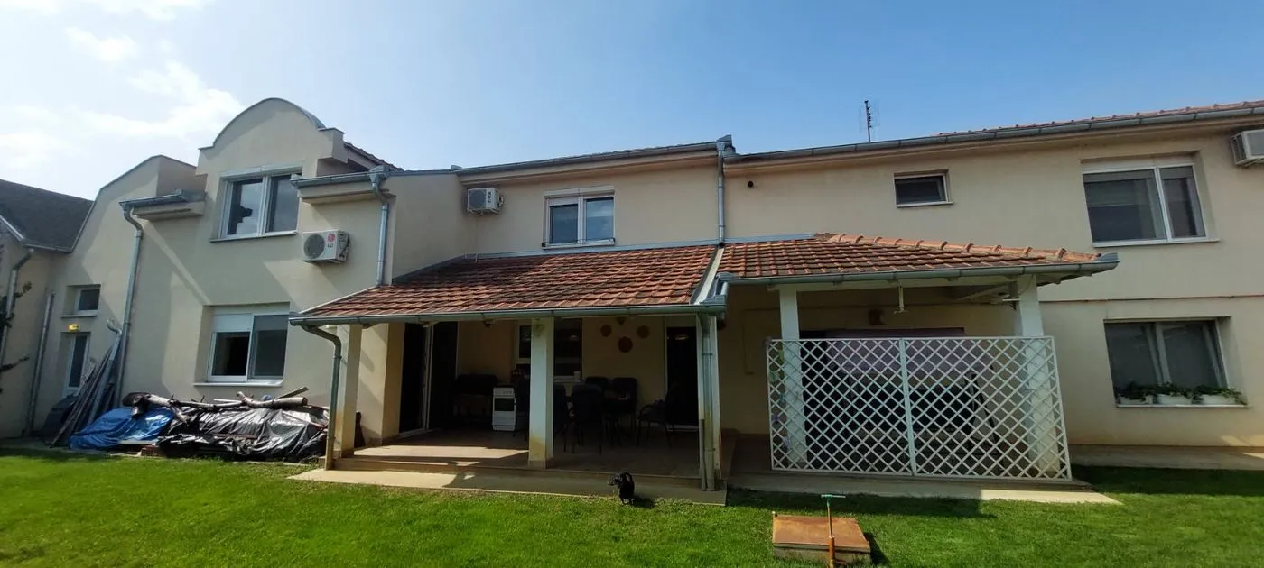 kuca na prodaju Novi Sad 650m2 518942