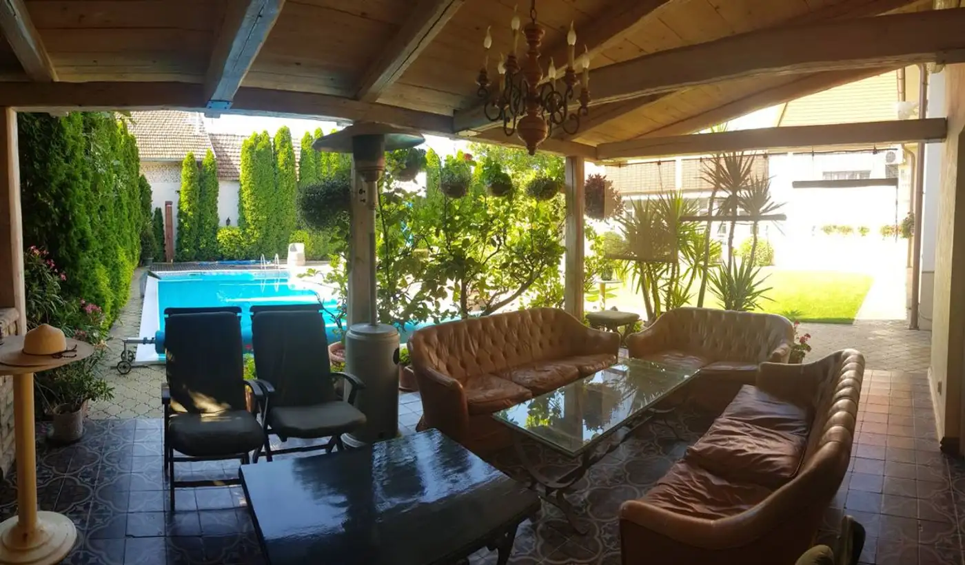 kuca na prodaju Futog 340m2 519138