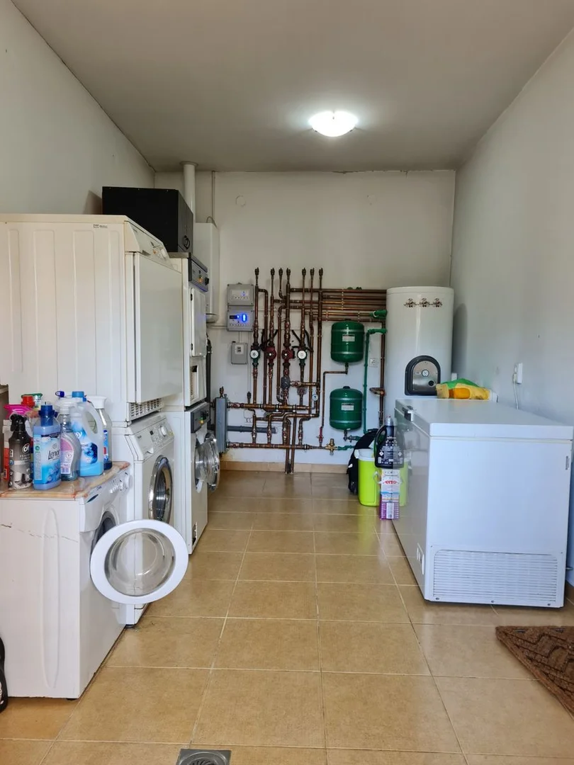 kuca na prodaju Futog 340m2 519138