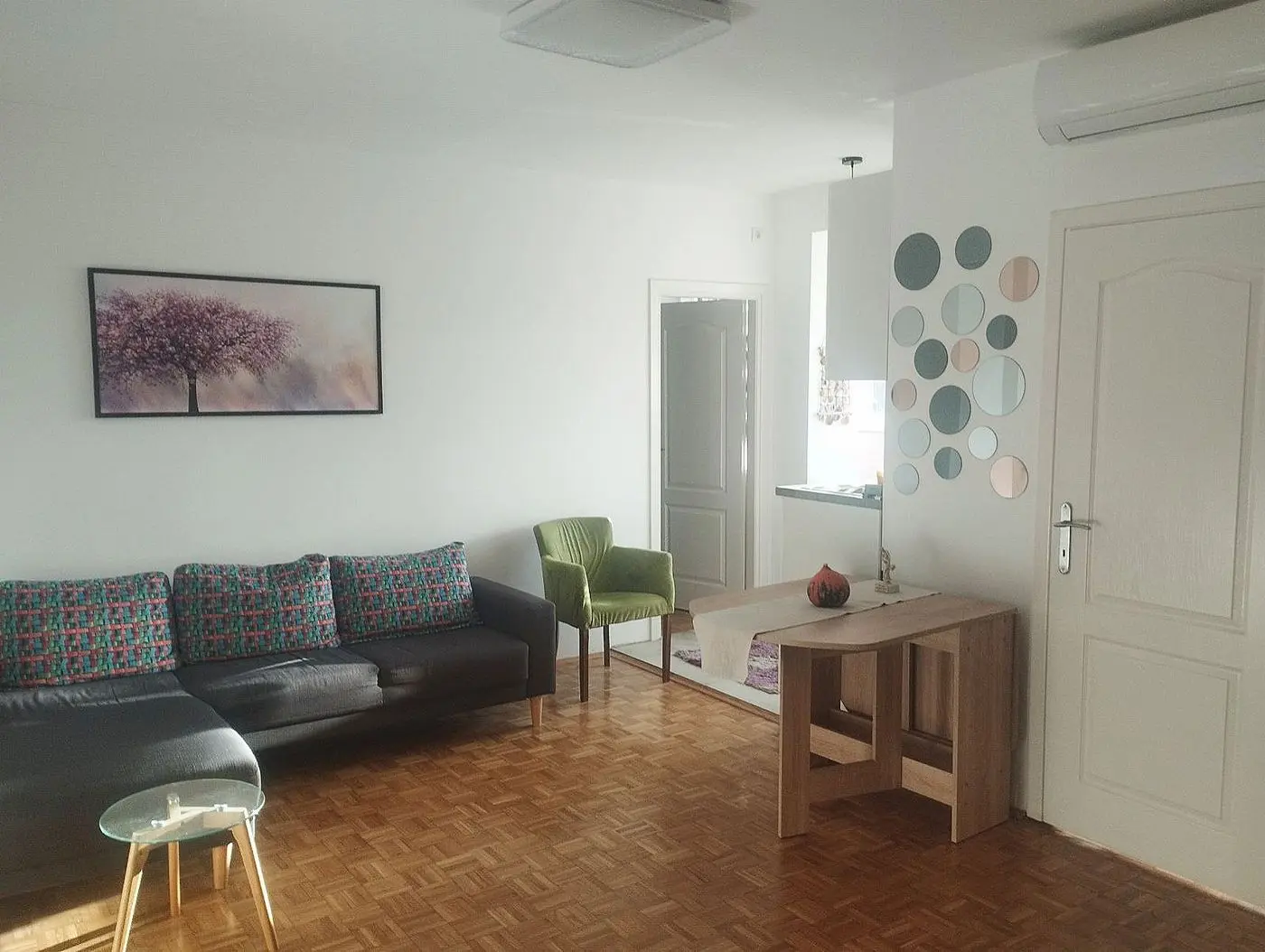 stan na prodaju Novi Sad, 53m2 519093