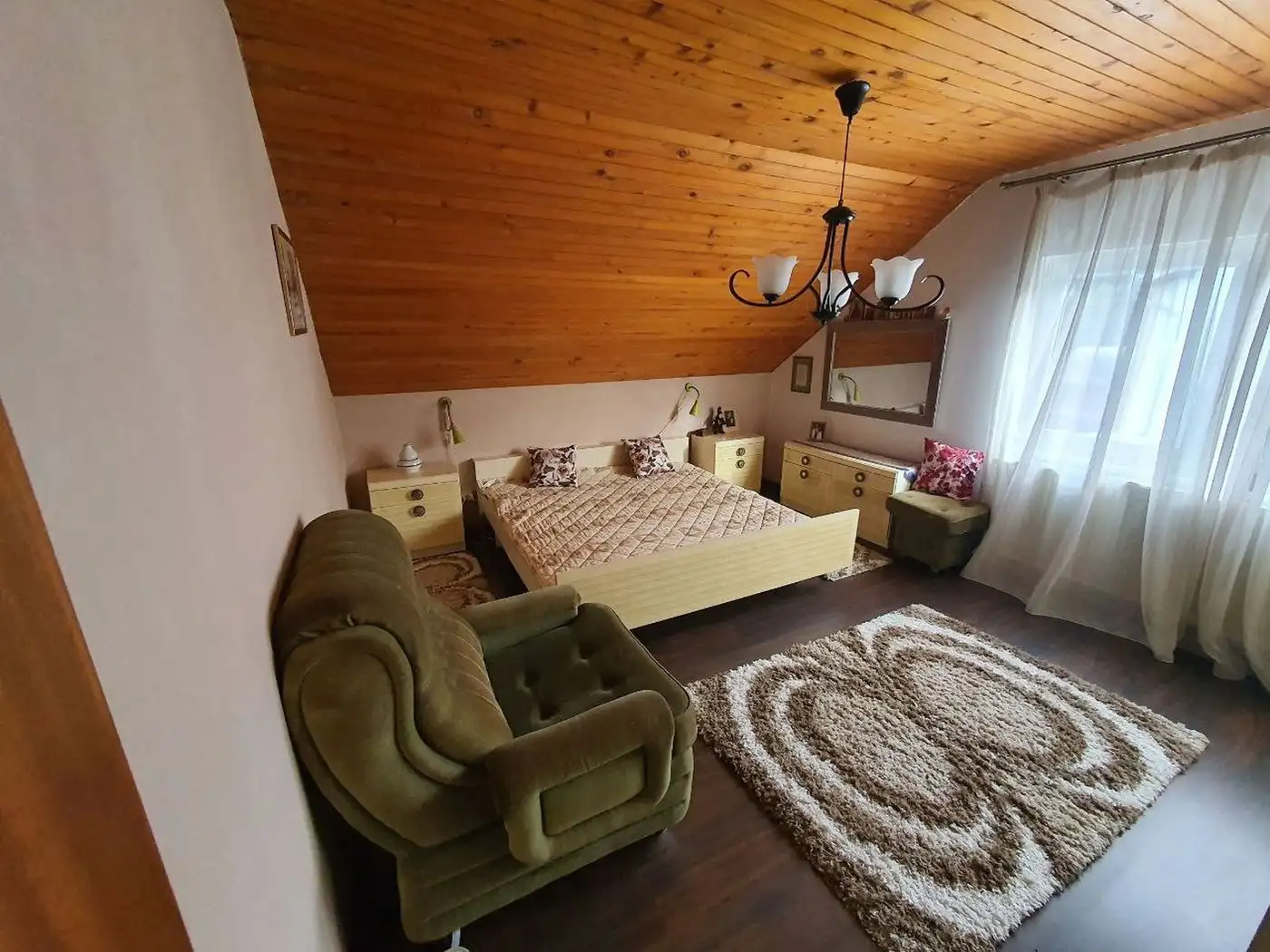 kuca na prodaju Sremska Kamenica 272m2 519597