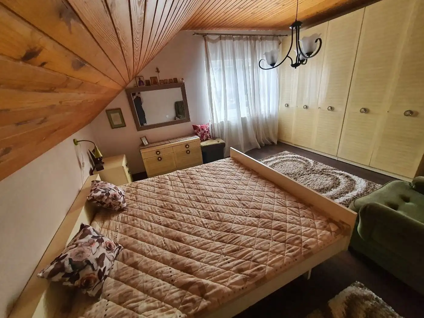 kuca na prodaju Sremska Kamenica 272m2 519597
