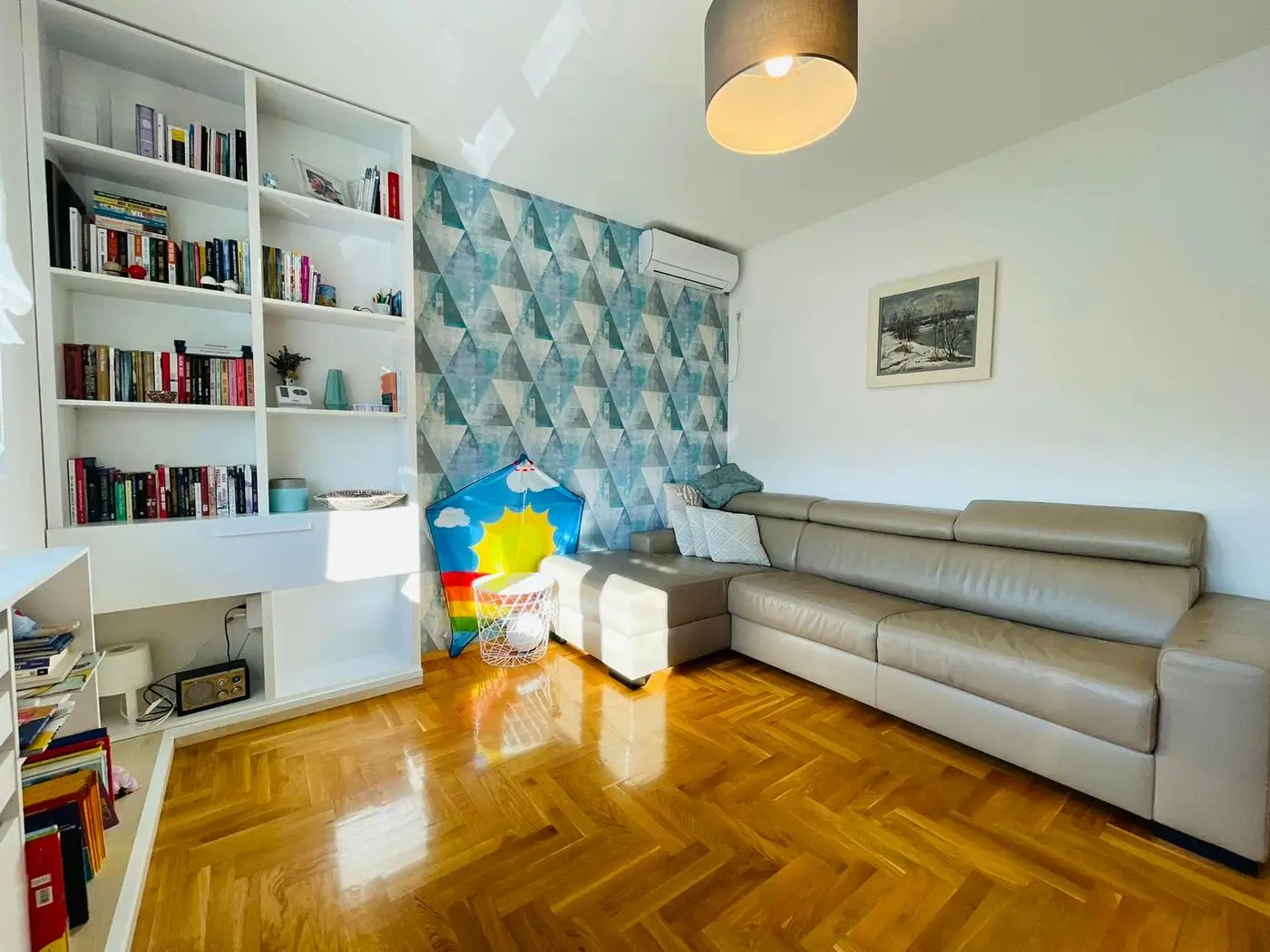 stan na prodaju Novi Sad, 70m2 519627