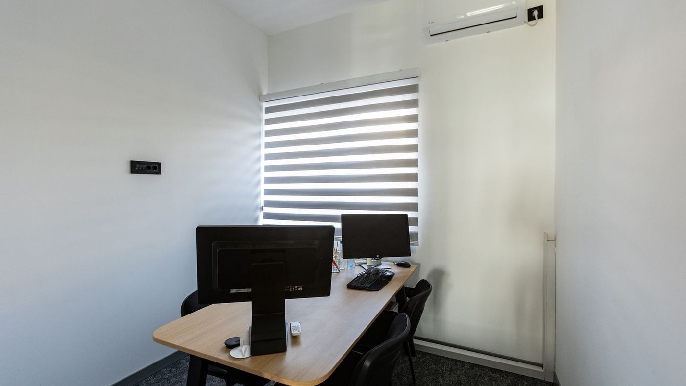 lokal na prodaju Novi Sad 226m2 519735