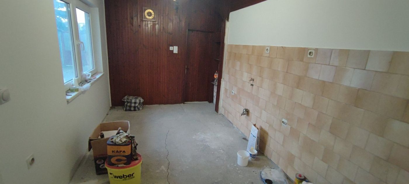 kuca na prodaju Petrovaradin 200m2 521078