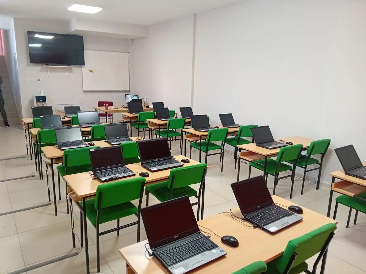 Lokal na prodaju Novi Sad 64m2, 443501