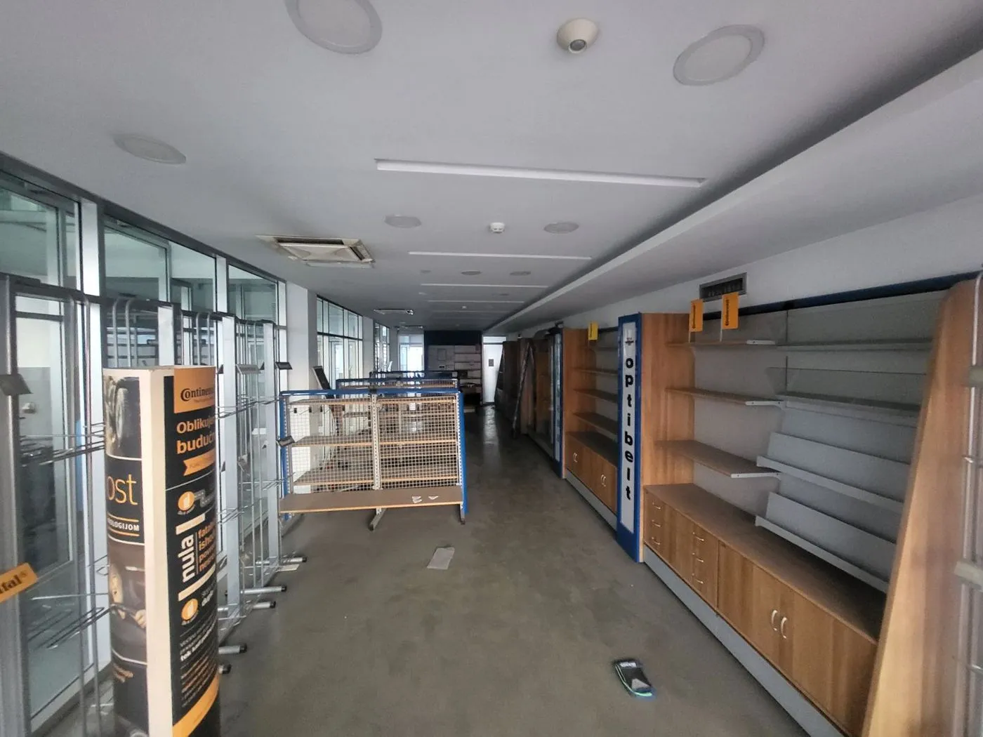lokal na prodaju Novi Sad 1219m2 522595