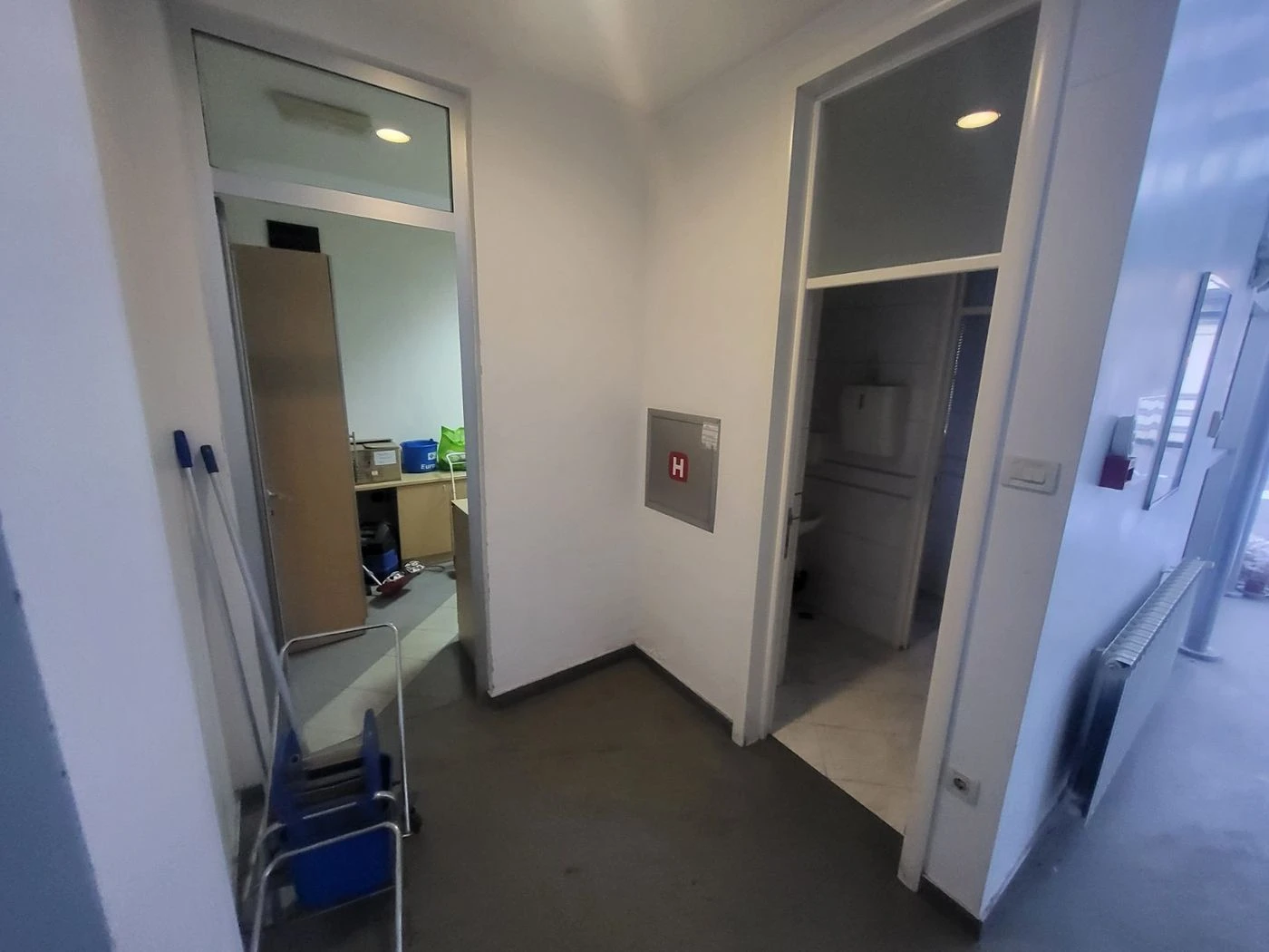 lokal na prodaju Novi Sad 1219m2 522595
