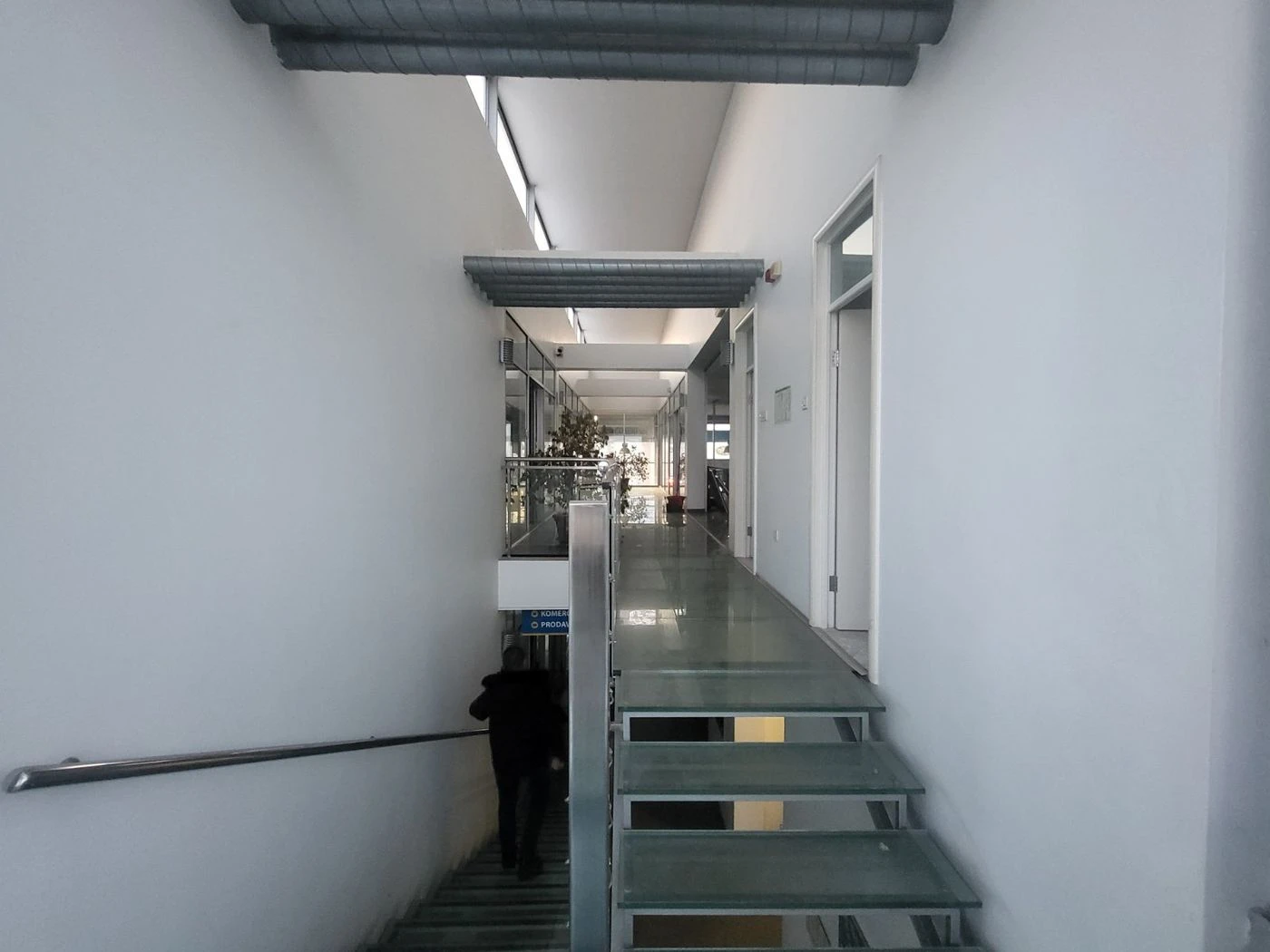lokal na prodaju Novi Sad 1219m2 522595