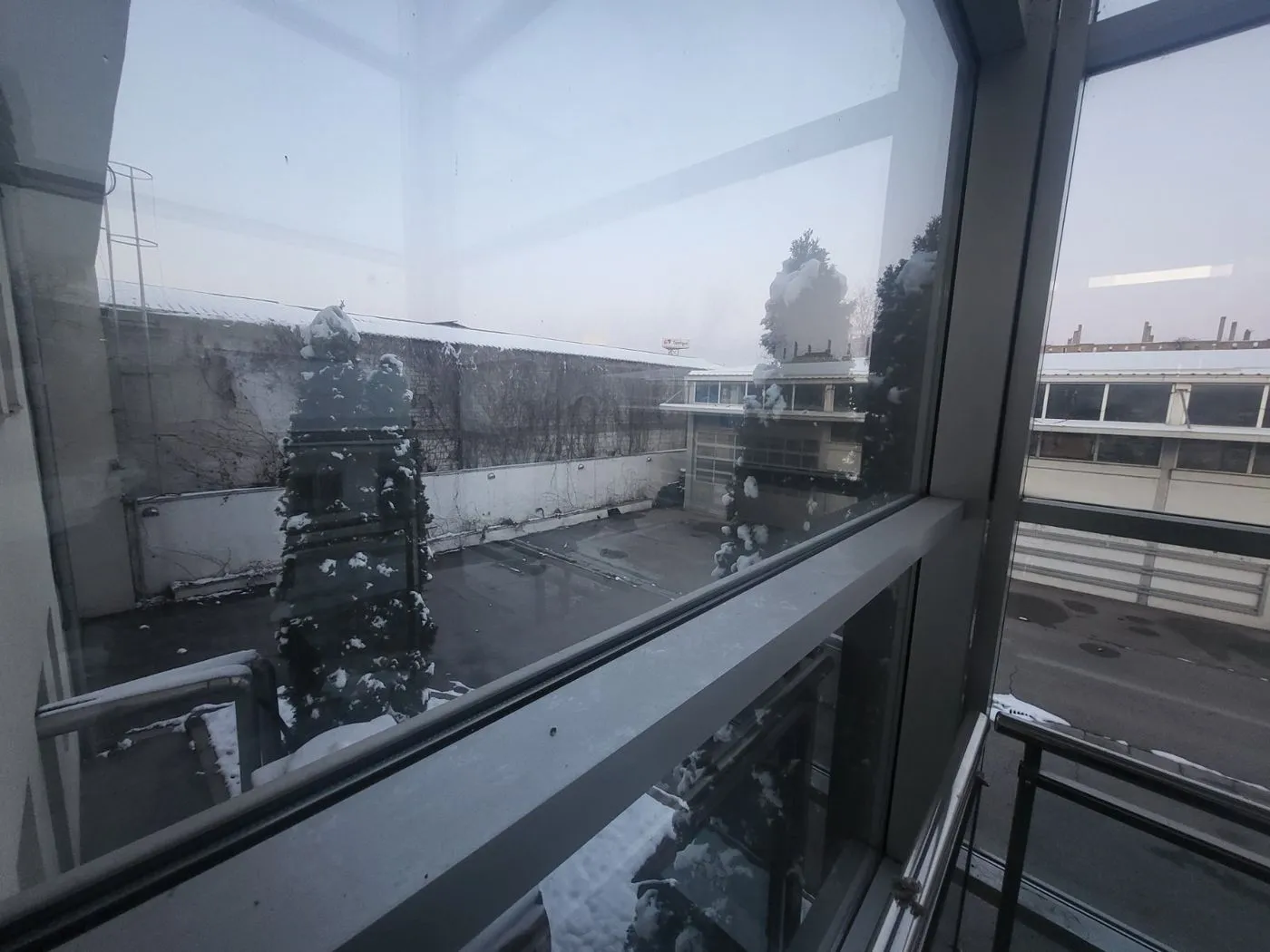 lokal na prodaju Novi Sad 1219m2 522595