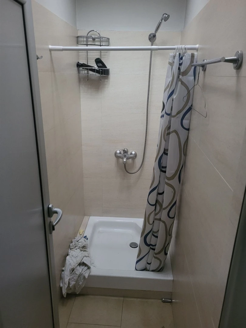 lokal na prodaju Novi Sad 1219m2 522595