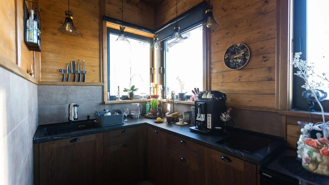 kuca na prodaju Sremska Kamenica 250m2 549723