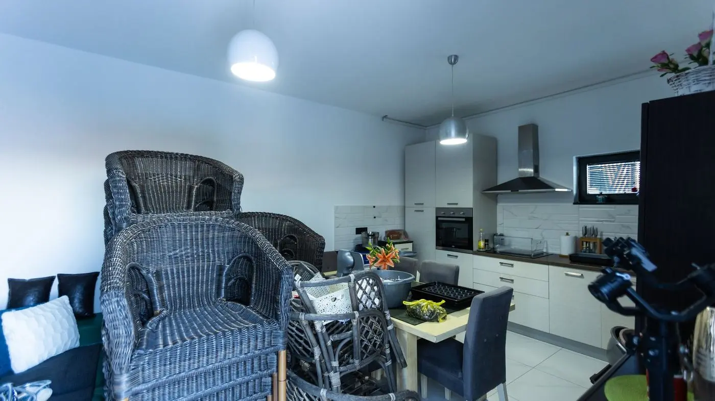 kuca na prodaju Sremska Kamenica 250m2 549723