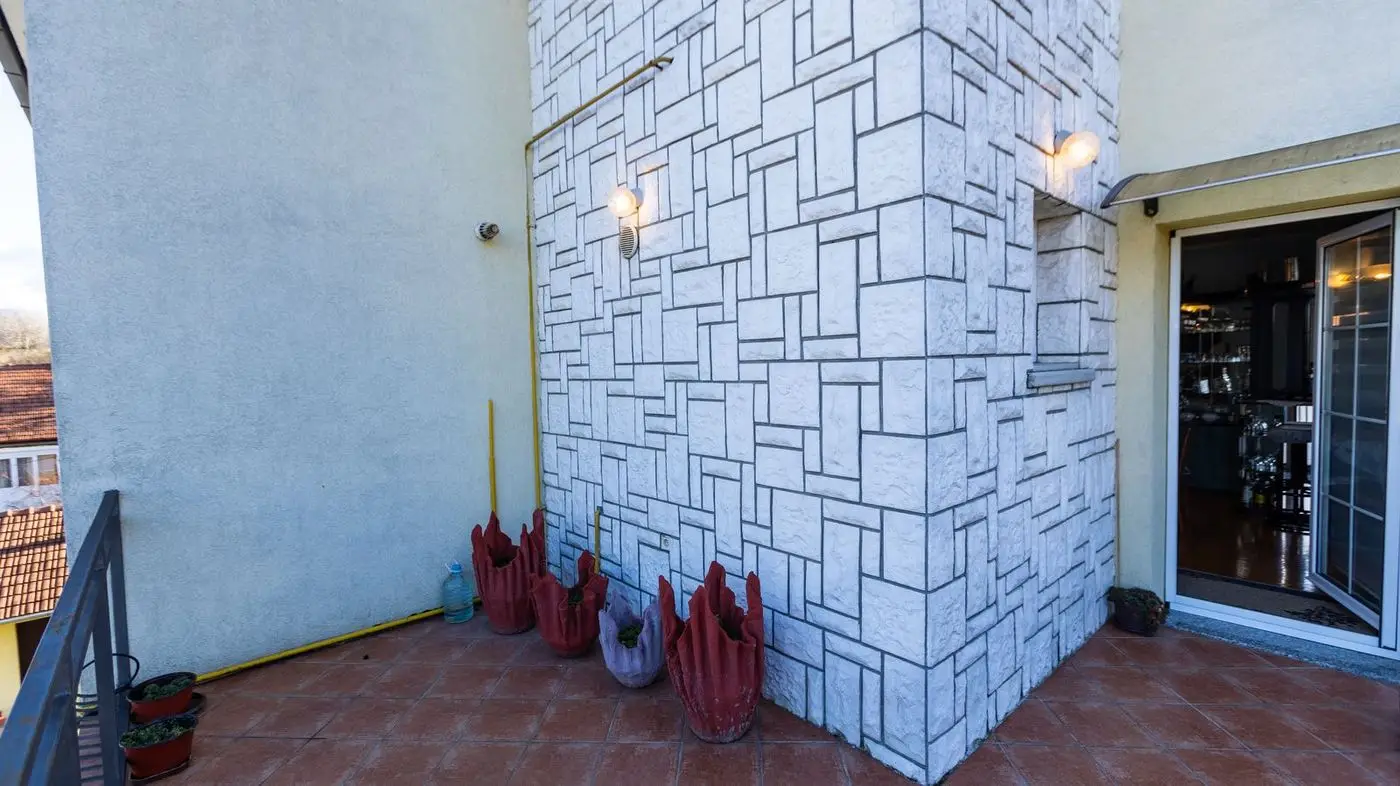 kuca na prodaju Petrovaradin, 329m2 522088