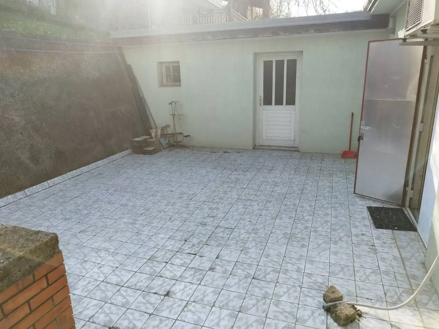 kuca na prodaju Ledinci 129m2 525062